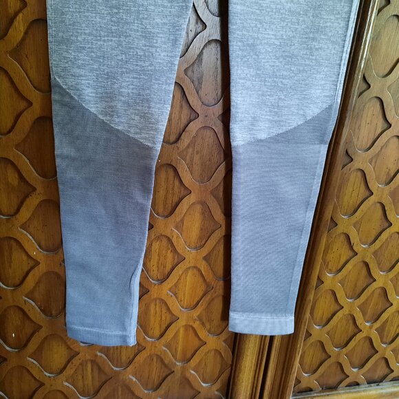 XXIV Active Dash Seamless Leggings - Silver Gray, Size S - Picture 14 of 16